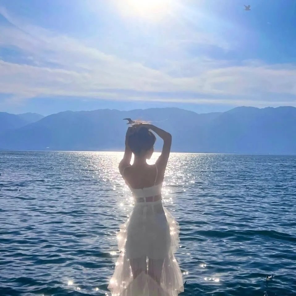黑湖妖潭